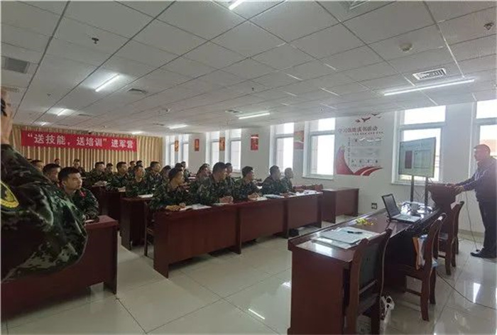 李沧区“送技能送培训进军营”活动系列一|汽车维修专业(图1)